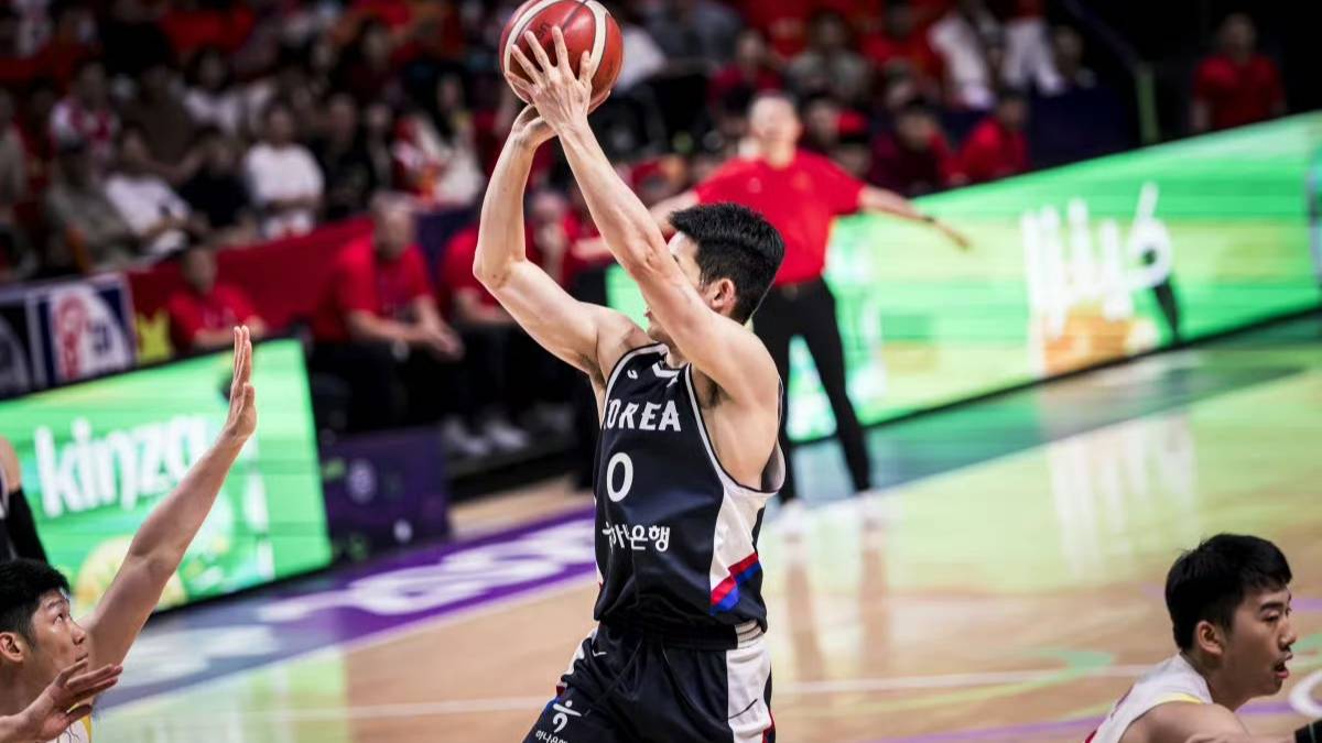 关于今夜欧超杯焦点战,门兴格拉德巴赫伤情更新,质疑声仍在,阵容厚度经受考验的信息 关于今夜欧超杯焦点战,门兴格拉德巴赫伤情更新,质疑声仍在,阵容厚度经受考验的信息